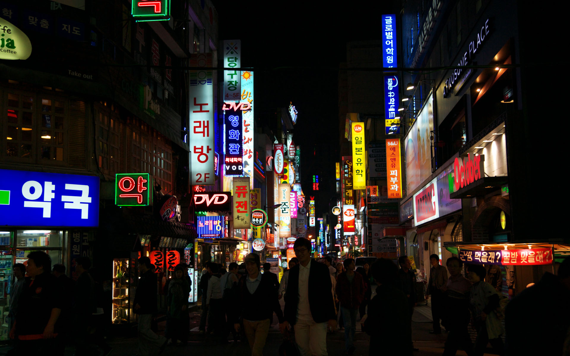 韩国夜市，韩国步行街，韩国夜晚，韩国夜市场。