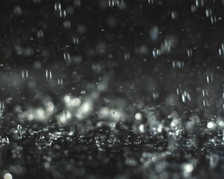 下雨，www.yiyingbk.com
