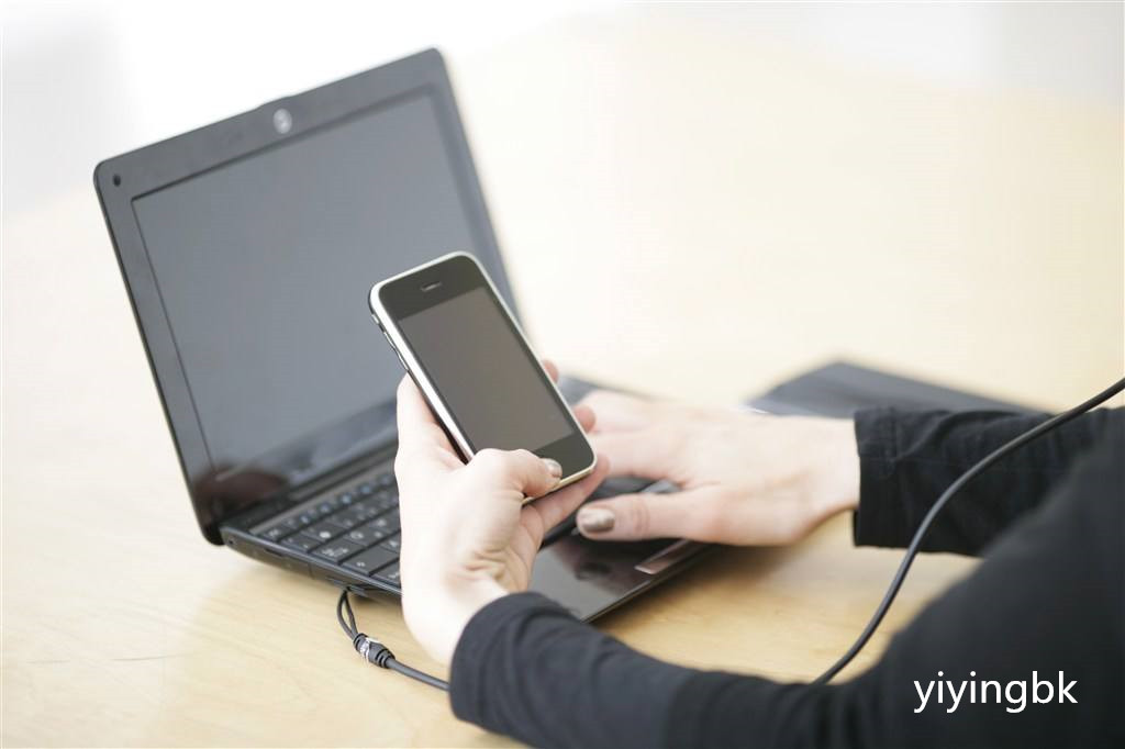 电脑和手机，www.yiyingbk.com